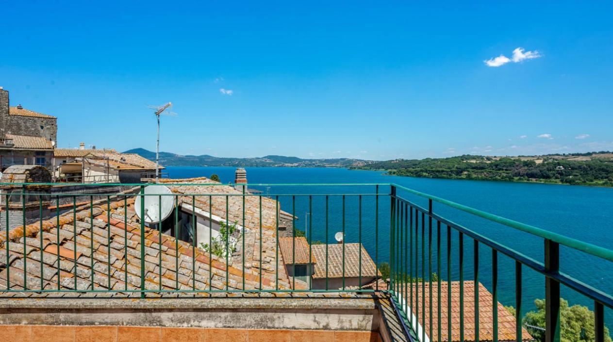 Attico Con Vista Lago - Miralago Anguillara Sabazia Buitenkant foto